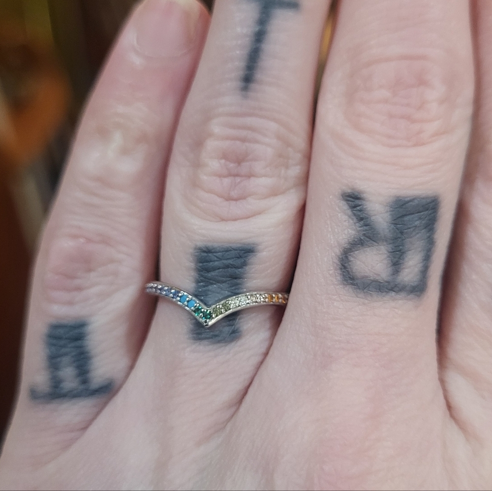 Sterling Silver Rainbow Chevron Ring Size 5